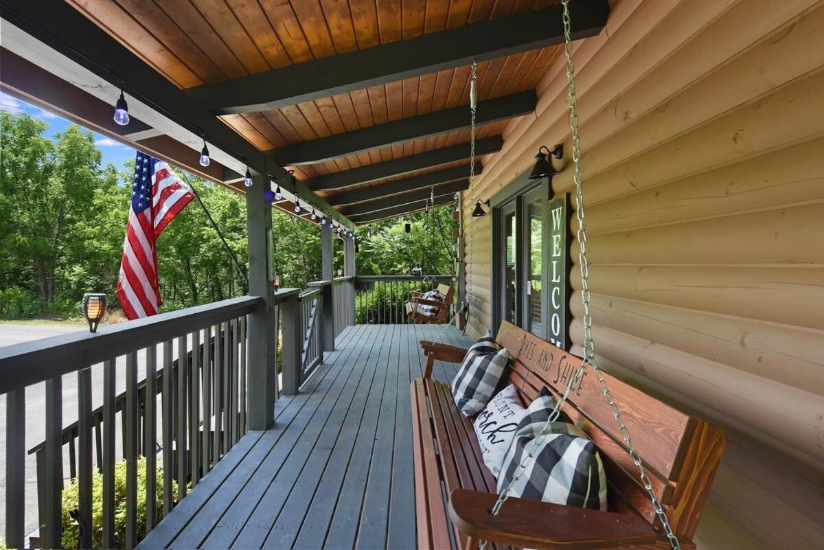 Ryes And Shine Bootlegger'S Cabin! Hot Tub* Pool* Arcade* Billiards *Ev * Pet Friendly Sevierville Esterno foto
